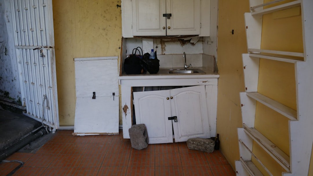 Keuken voor en na renovatie